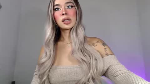 Snapshot of sassy_tiffanie chatting on 3, 2, 2026 Tiffanie online show from 3, 2, 2026