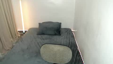 sassy_vivits online show from 25, 4, 2026