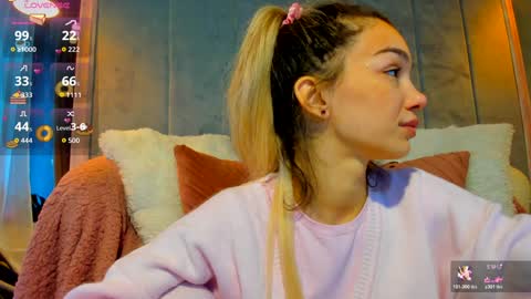 sassyt33n online show from 19, 12, 2025