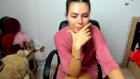 sassytiff online show from 14, 7, 2026