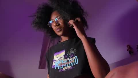 saturno_vibes online show from 8, 10, 2025