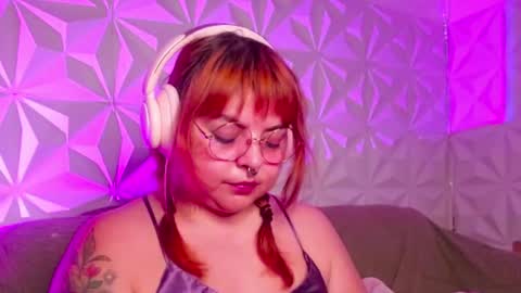 Gina George online show from 9, 9, 2025