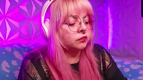 Gina George online show from 8, 3, 2026