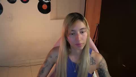 I AM JENN  online show from 25, 4, 2026