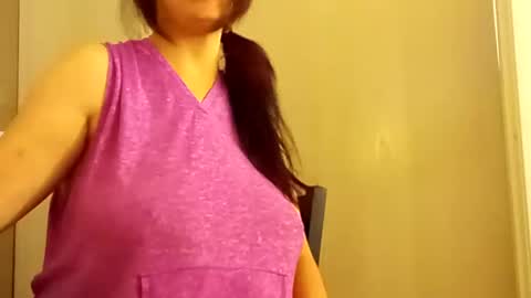 SnowBunny online show from 26, 2, 2025