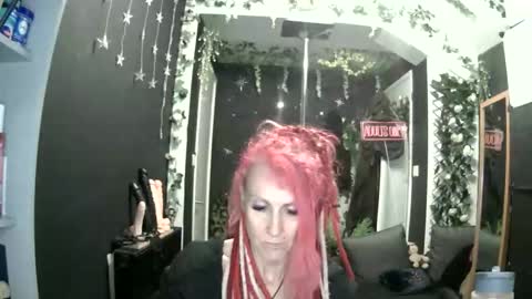 SaucySky online show from 7, 6, 2026