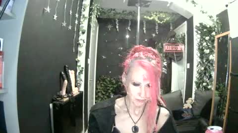 SaucySky online show from 13, 6, 2026