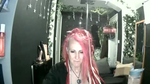 SaucySky online show from 18, 6, 2026