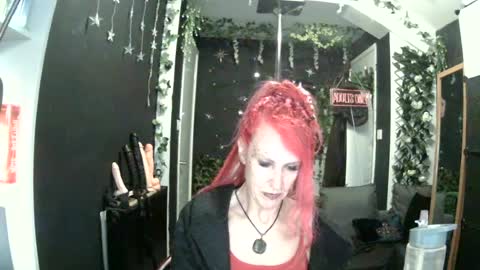 SaucySky online show from 20, 6, 2026