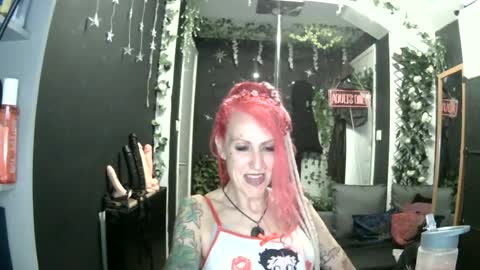 SaucySky online show from 22, 6, 2026