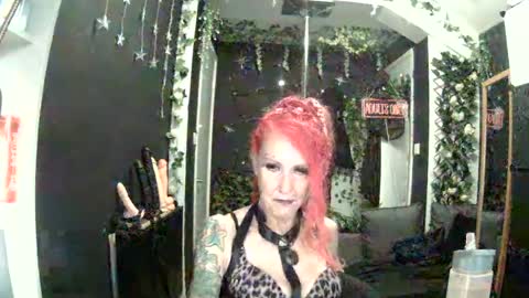 SaucySky online show from 23, 6, 2026