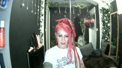 SaucySky online show from 27, 6, 2026