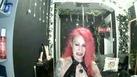 SaucySky online show from 18, 7, 2026