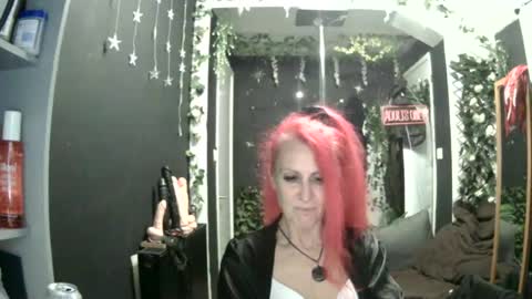 SaucySky online show from 23, 7, 2026