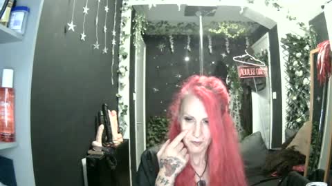 SaucySky online show from 25, 7, 2026
