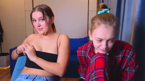 LUNA and ANNA    online show from 30, 12, 2024