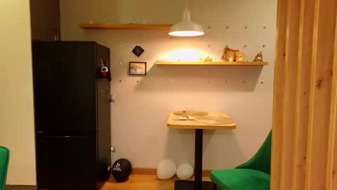 LUNA and ANNA    online show from 27, 2, 2025