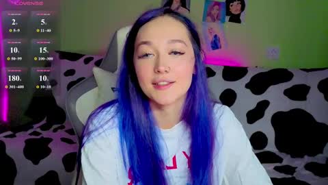 Snapshot of savage_lust_ chatting on 4, 10, 2025 Ariel online show from 4, 10, 2025