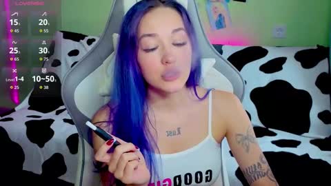 Snapshot of savage_lust_ chatting on 7, 10, 2025 Ariel online show from 7, 10, 2025