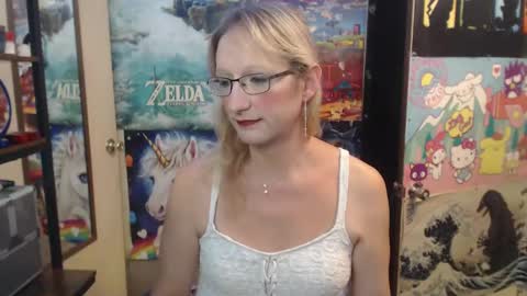 Savanah online show from 28, 9, 2025