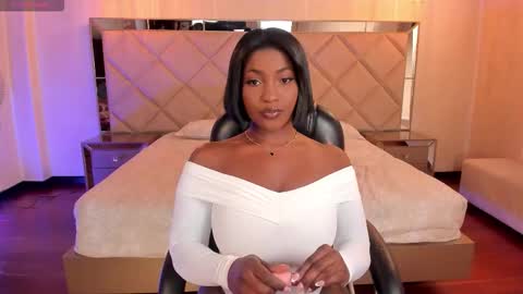 S a v a n n a h  online show from 25, 2, 2026