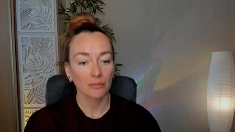save the qween online show from 4, 5, 2026