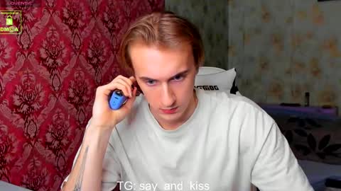 Say and kiss online show from 14, 2, 2025