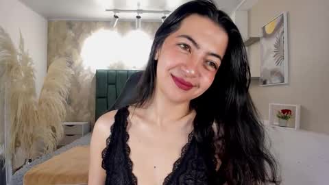 Saya Amaretto  online show from 10, 3, 2026