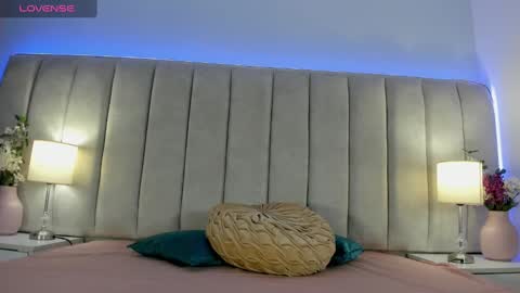 Say Lilith   Monday to Saturday 700am to 140pm Colombian time  online show from 4, 3, 2025