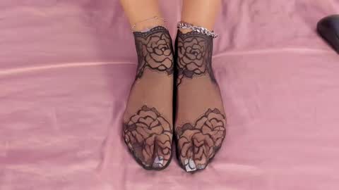 Say Lilith   Monday to Saturday 700am to 140pm Colombian time  online show from 7, 3, 2025