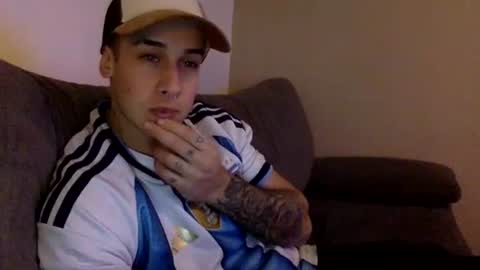 Snapshot of sbonlye chatting on 8, 7, 2026 SebaHot online show from 8, 7, 2026