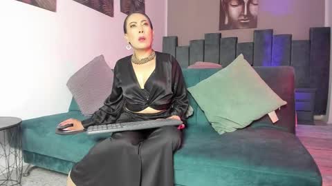 Snapshot of scaar_percy chatting on 8, 11, 2025 Scarleth online show from 8, 11, 2025