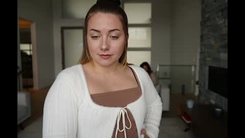 Snapshot of scarlajade chatting on 9, 1, 2025 scarlajade online show from 9, 1, 2025