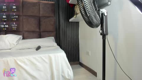 Snapshot of scarlet__love__ chatting on 30, 4, 2026 scarlet__love__ online show from 30, 4, 2026