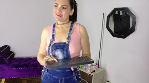 scarlet_hiit online show from 2, 6, 2026
