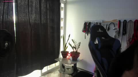 Snapshot of scarlet_kennedy98 chatting on 6, 1, 2025 scarlet taylor kennedy online show from 6, 1, 2025