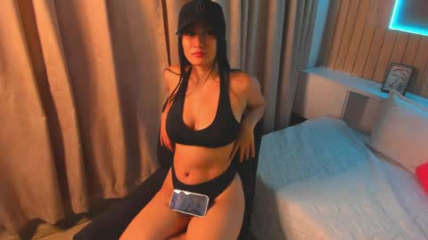 Scarlet  online show from 5, 5, 2026