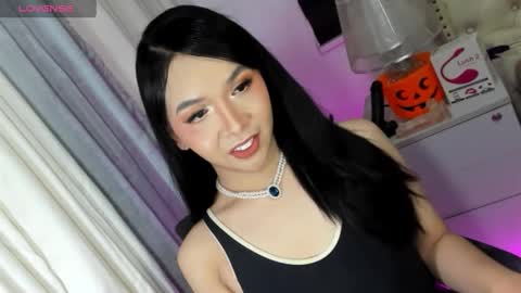 scarlet_sweet6969 online show from 5, 11, 2025