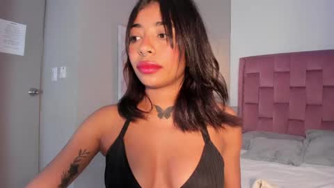 Snapshot of scarlet_vixen_ chatting on 10, 5, 2026 scarlet_vixen_ online show from 10, 5, 2026