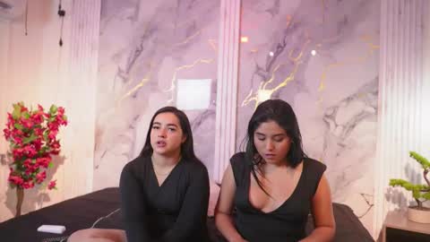 scarleta_and_naomi online show from 19, 1, 2026