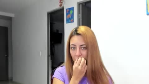 Snapshot of scarletbrow chatting on 29, 9, 2025 scarlet online show from 29, 9, 2025