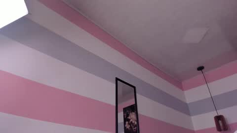 Scarlet  online show from 13, 9, 2025