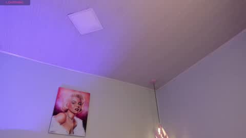 Scarlet  online show from 16, 3, 2026