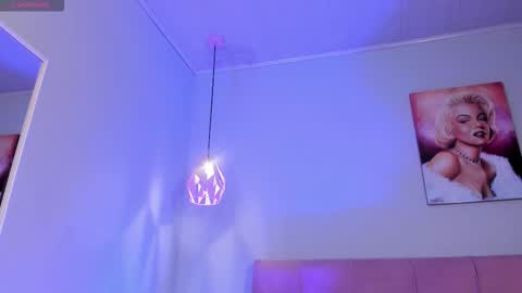 Scarlet  online show from 20, 3, 2026