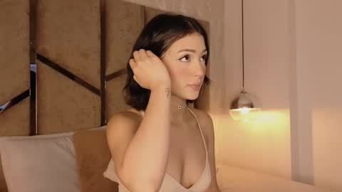 Scarleth  online show from 7, 10, 2025