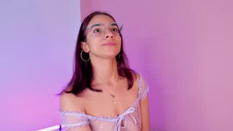 Snapshot of scarleth_red_ chatting on 7, 1, 2025 I am  Scarleth  Check mi profile online show from 7, 1, 2025