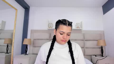 Scarlet online show from 18, 10, 2025