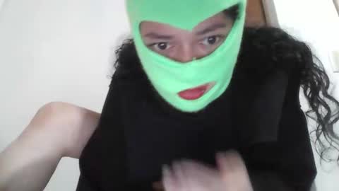 Snapshot of scarletmuse01 chatting on 9, 11, 2025 Scarlet online show from 9, 11, 2025