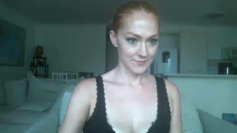 Snapshot of scarletsatine chatting on 2, 2, 2026 Scarlet Satine online show from 2, 2, 2026