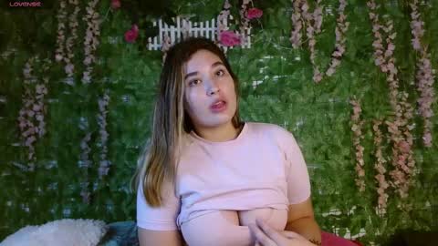 Scarlett Hot online show from 9, 1, 2025